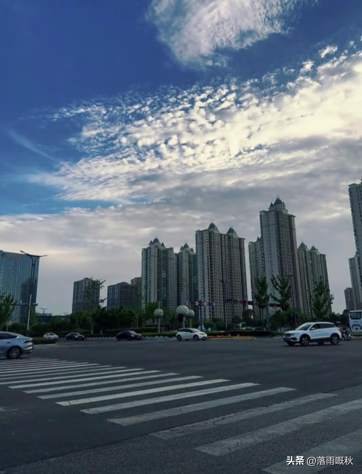 我的今日状态：😁轻松愉快
我这里的天气：☀️晴天


🧸|🅖☻☻🅓 ’͜