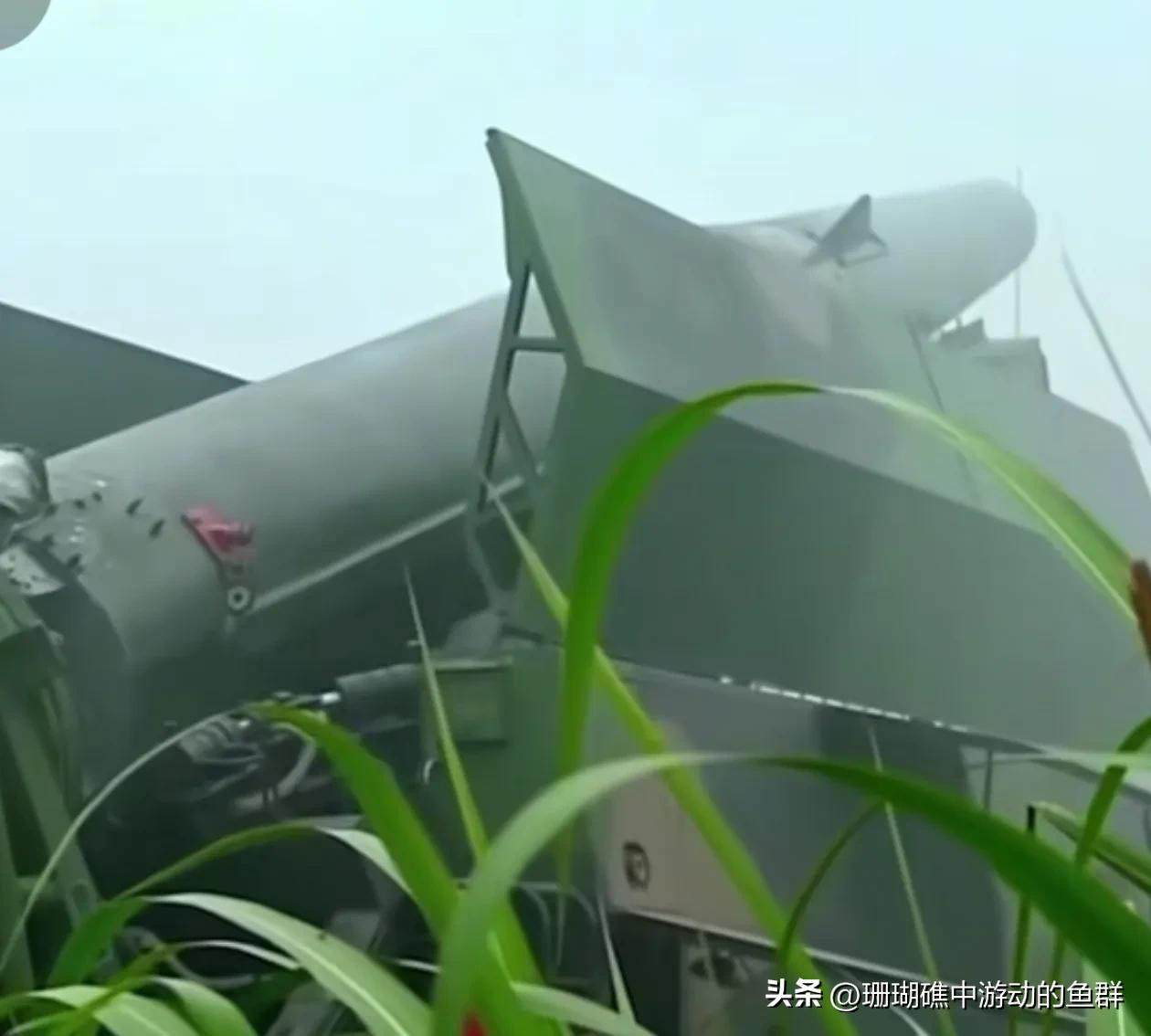 就在美军悍然对伊朗投放钻地弹后，咱央妈随后就推出我们自己的钻地弹，不用飞机搭载，
