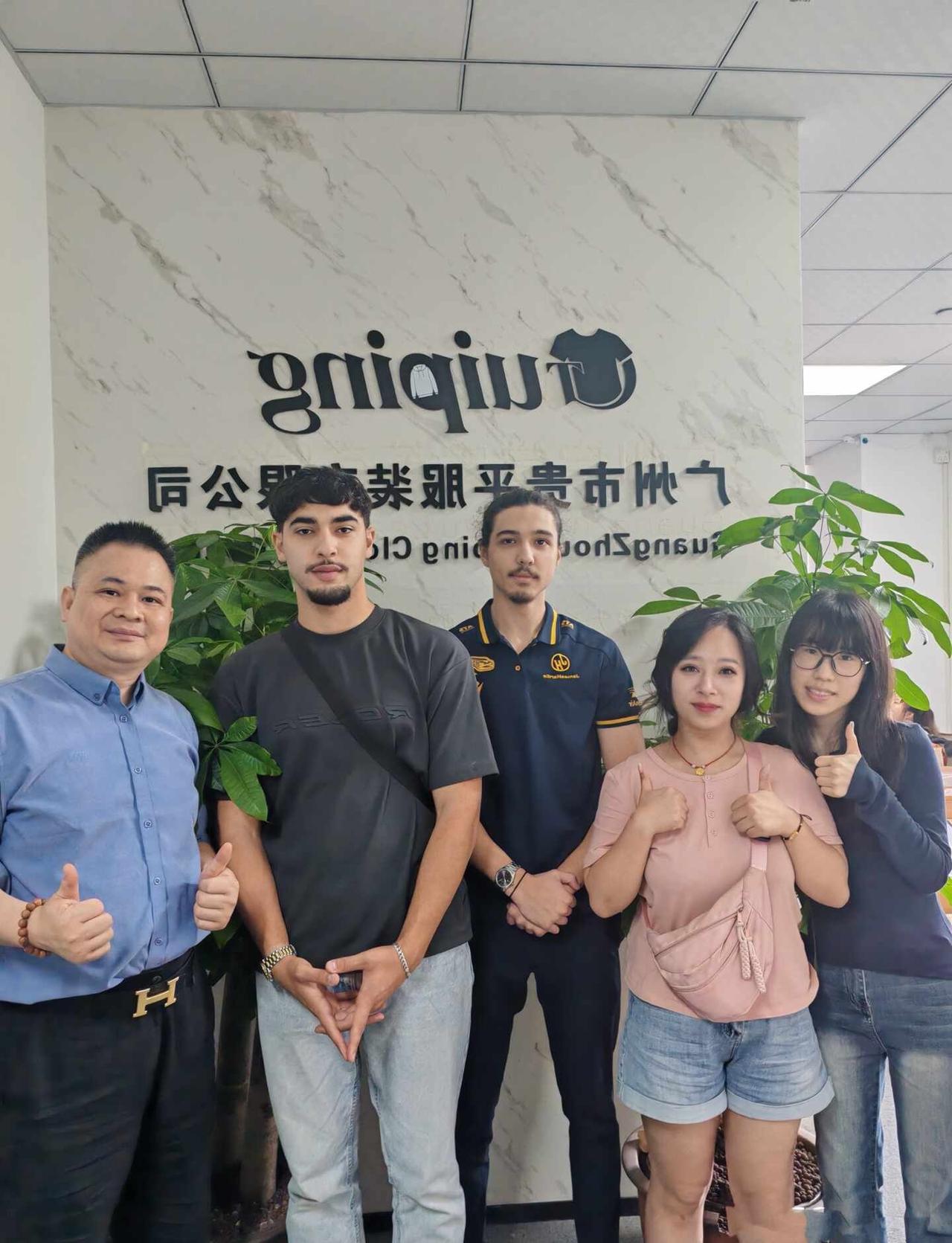 重生之我在广州找工作，翻译+私人助理
大专学历，专业康复治疗，曾在医院工作过，工