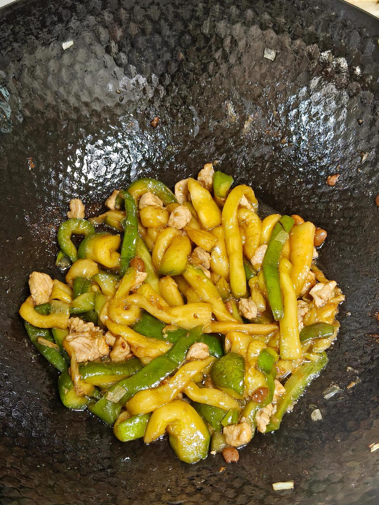 今天的肉沫酱茄子，做的非常香。普通食材的神仙做法 家常菜营养又好吃不贵 黄瓜炒虾