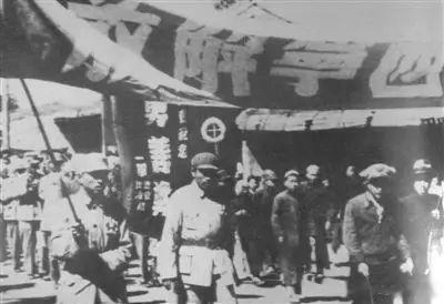 1949年9月5日，第一野战军第一兵团第一军先遣侦察队600余人抵达西宁，西宁解