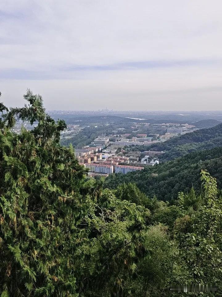 北京百旺山，20分钟登顶[灵光一闪]