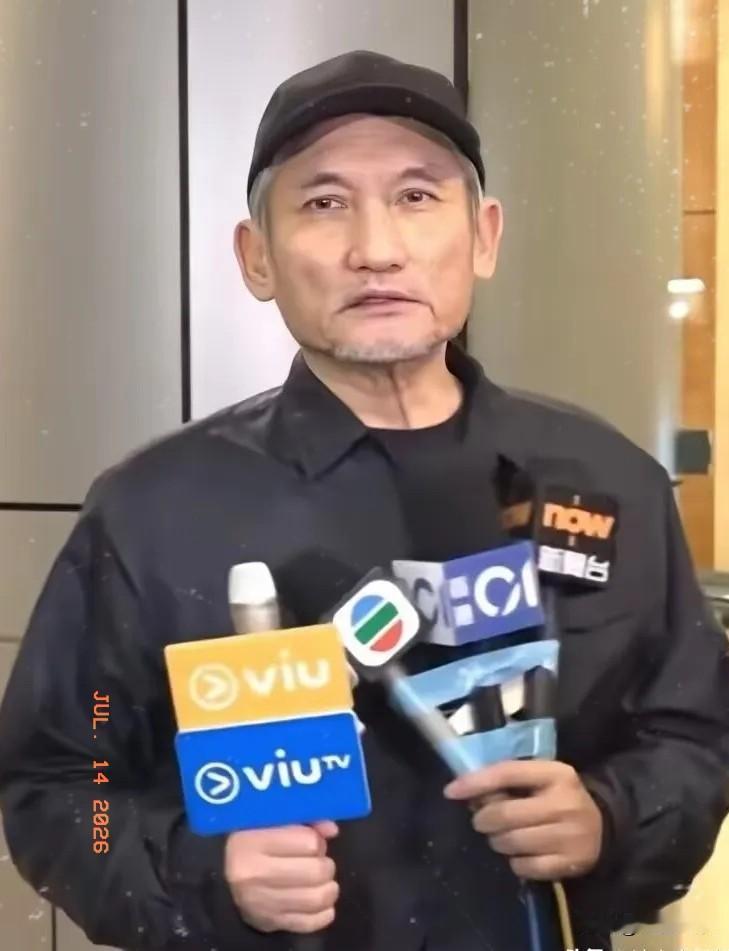 终于搞懂了
为啥最后是徐克出面，向媒体公布施南生离世的消息，其实原因很简单。
虽