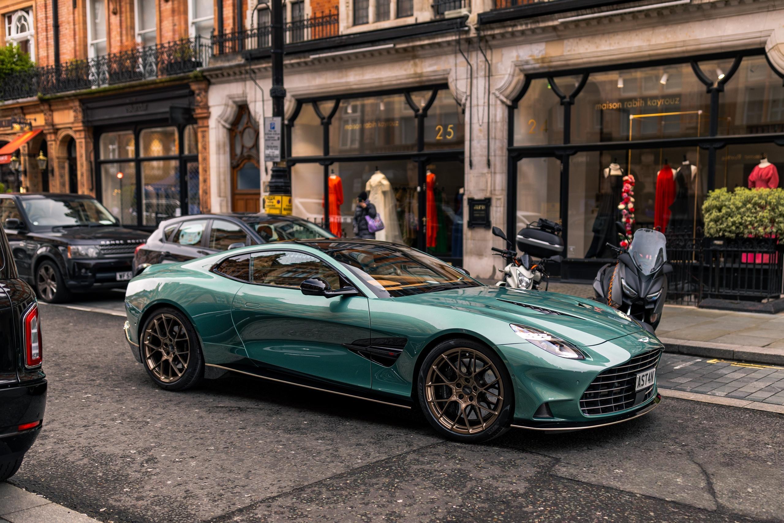 Aston Martin Vanquish （by Rostyslav） 阿斯顿