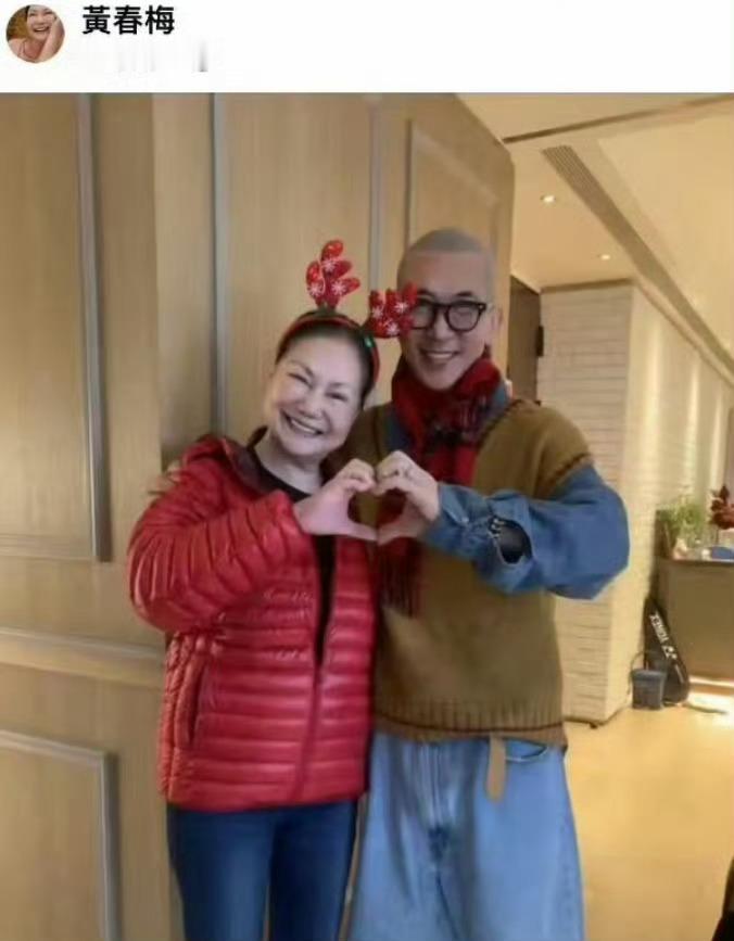 S妈删除与具俊晔比心照片 看起来很般配 