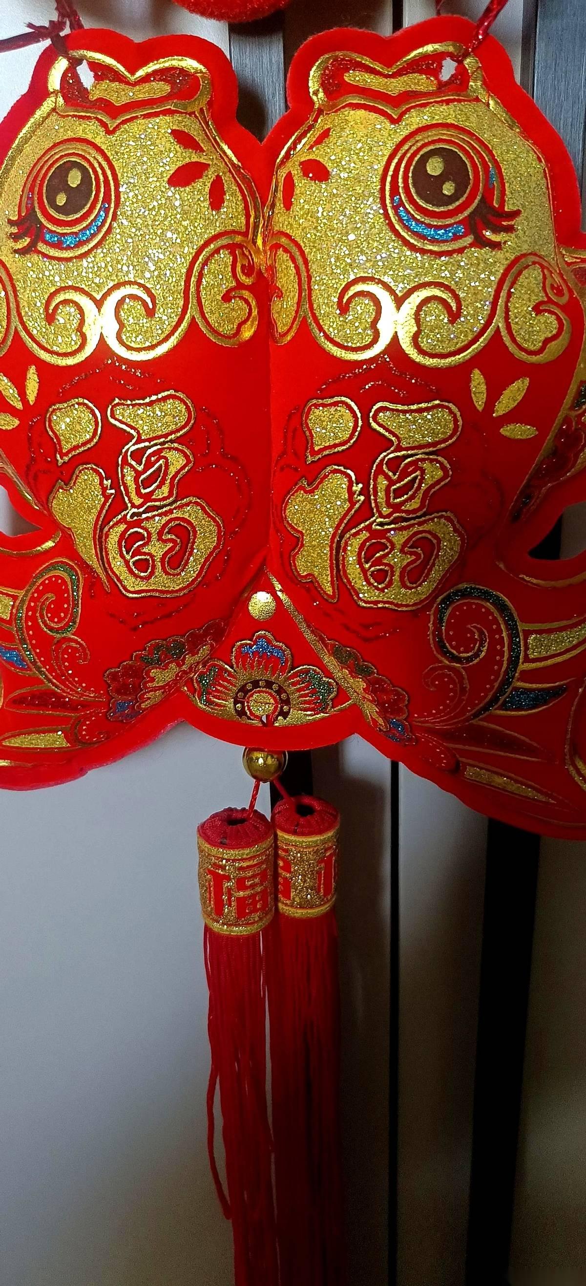 最扎心的一个真相是什么？
你以为你在谈恋爱，其实你在当客服。
随叫随到，有问必答