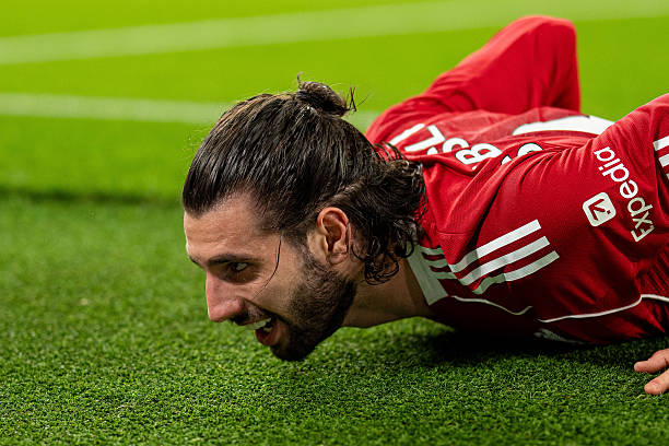 匈牙利民族体育报：据本报获悉，初步检查结果显示索博的伤势并不严重，他能否出战热刺