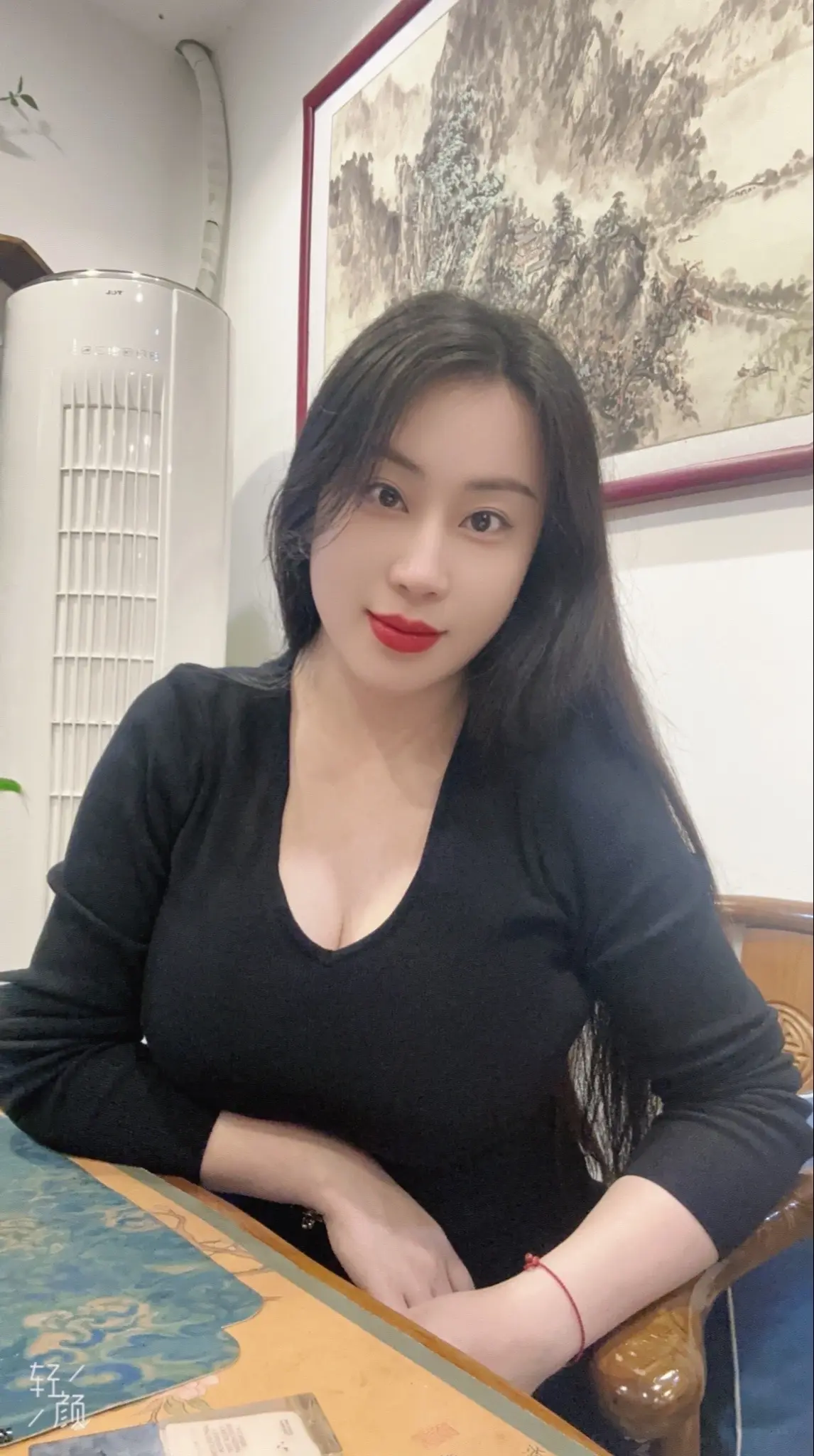 媚而不俗 知性女人 努力工作的女人很美 实体店老板娘 努力成为更好的自己