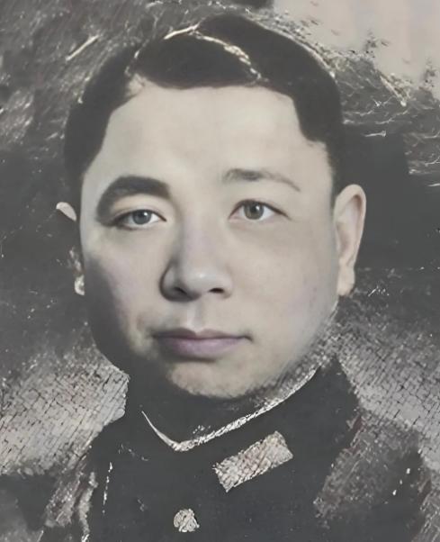 1948年，川军名将郭勋祺被解放军俘虏，陈毅、刘伯承亲自摆下酒席为他接风。酒刚倒
