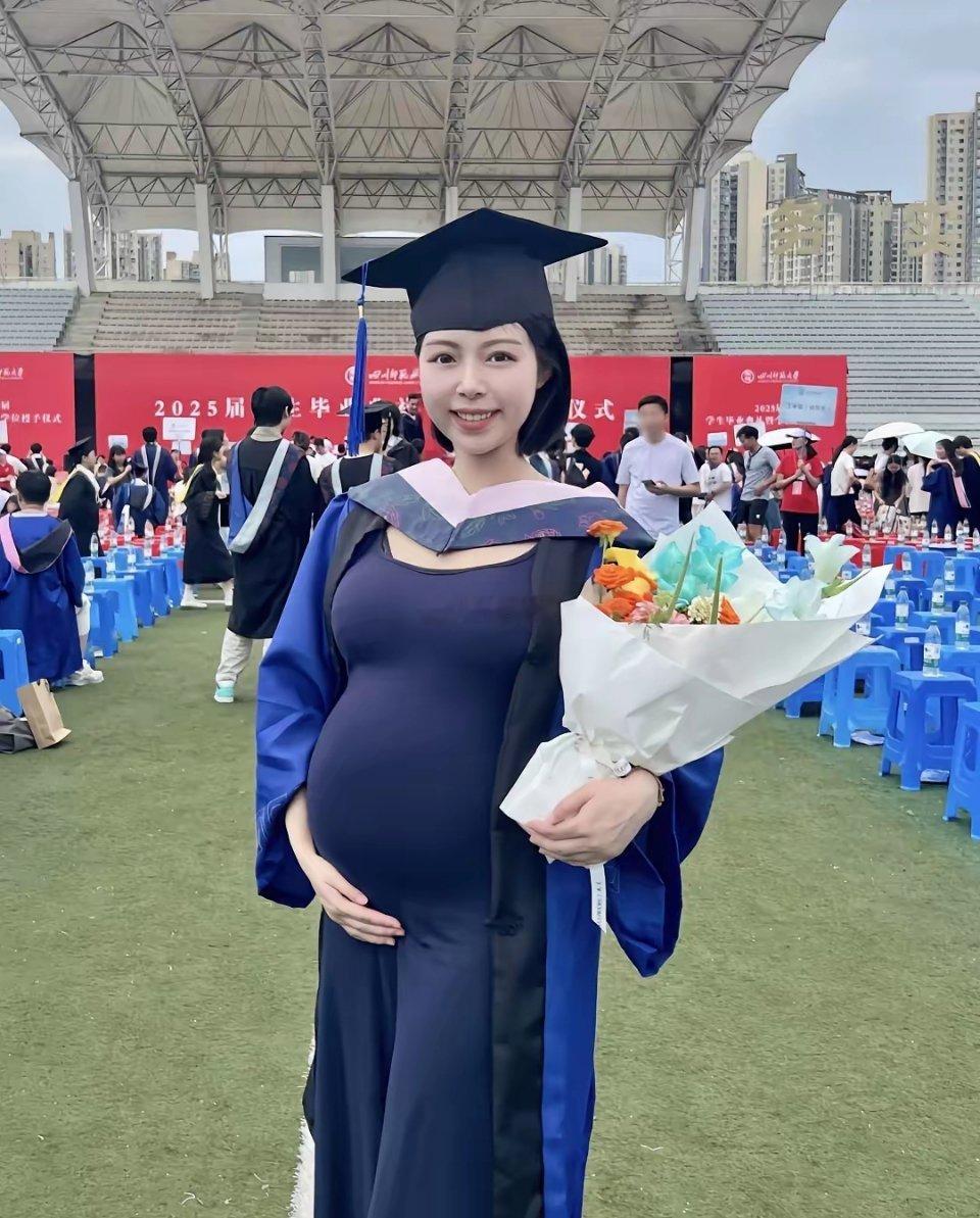 这样上大学的意义是什么？如果是你们家的女儿，你们接受得了吗？ 