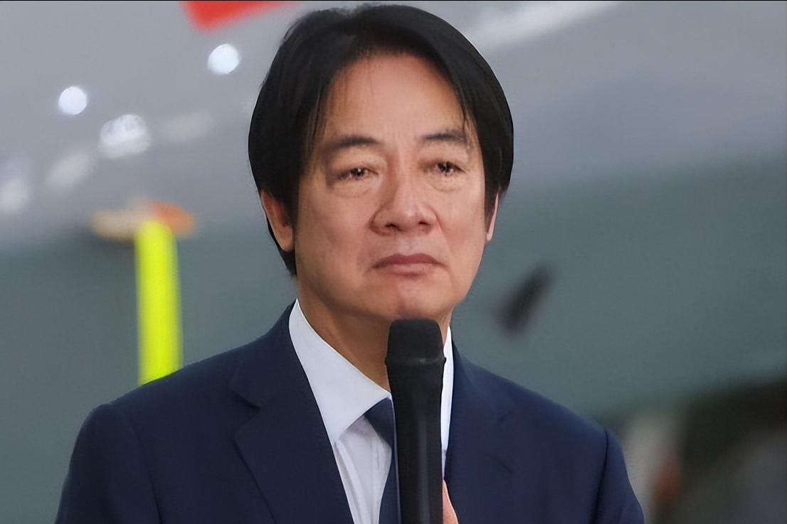 赖清德忙着坐收派系大权，回头一看，郑丽文已经带队“杀”上街头了。

7 月 19