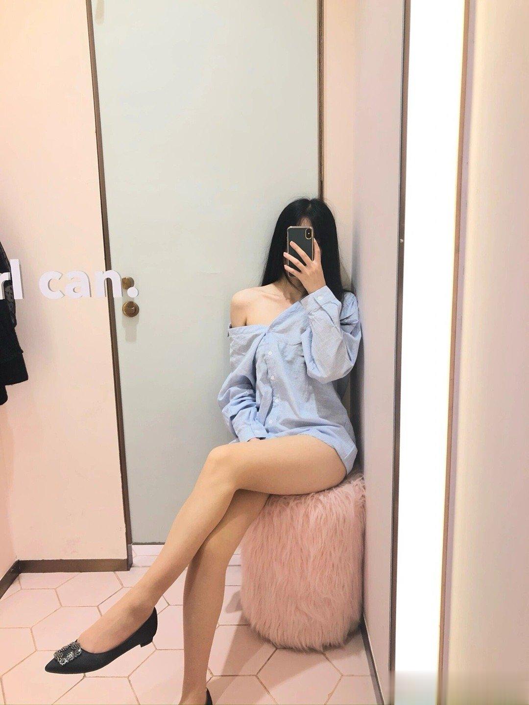 试衣间的快乐 ​​​