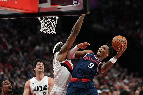 之前也说了，马瑟林之所以能够打出亮眼的数据，其实也和对手对于他的防守策略存在问题