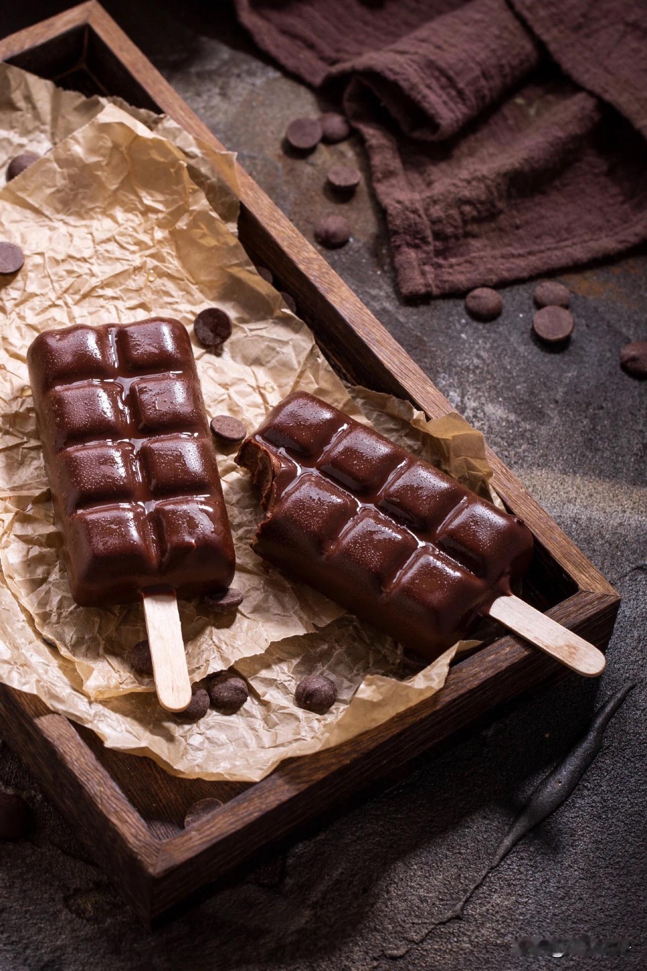 一只超过20元的雪糕，你还会买吗日常解暑绝对不买，只选10元内高性价比款；仅在纪