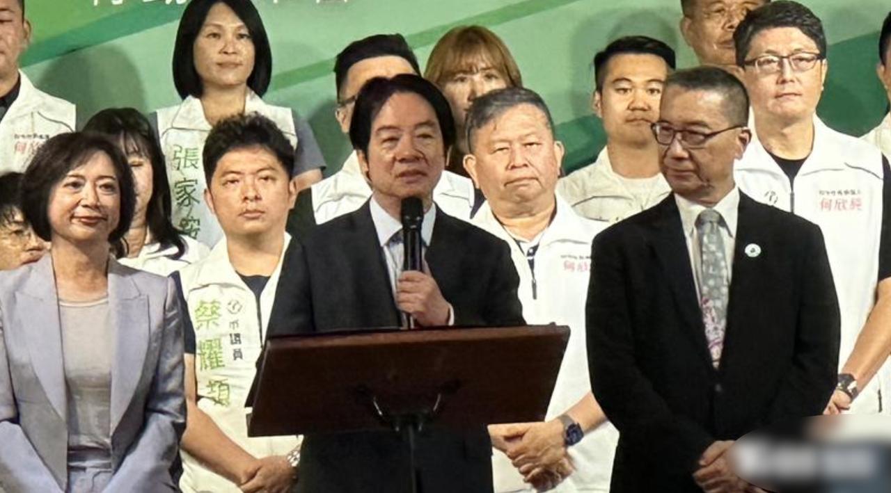赖清德“神隐”多日后首度回应毒油案，不道歉反开呛：直接把台中打成“食安破口”
