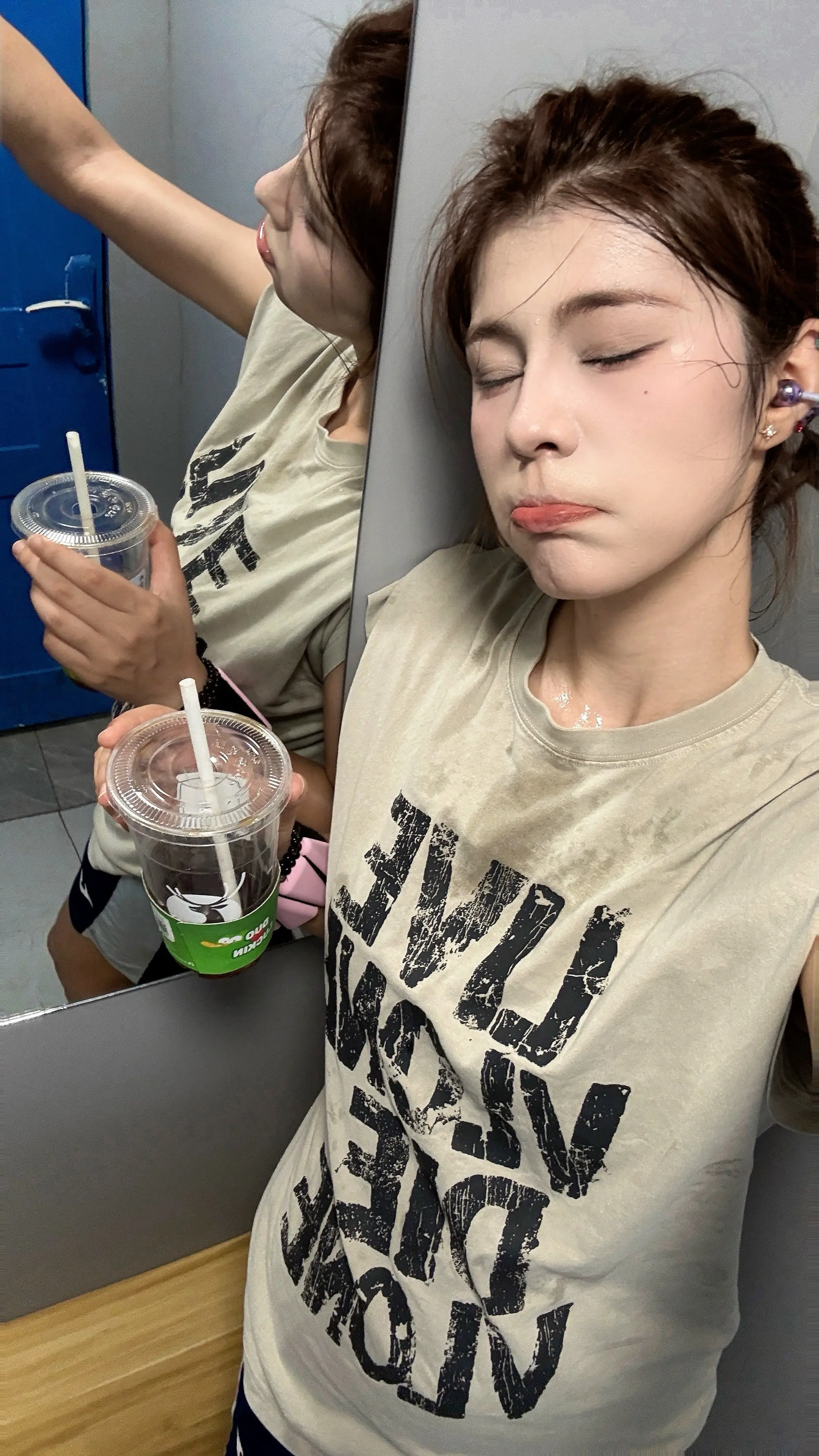 她什么都不在乎 所以漂亮又自由