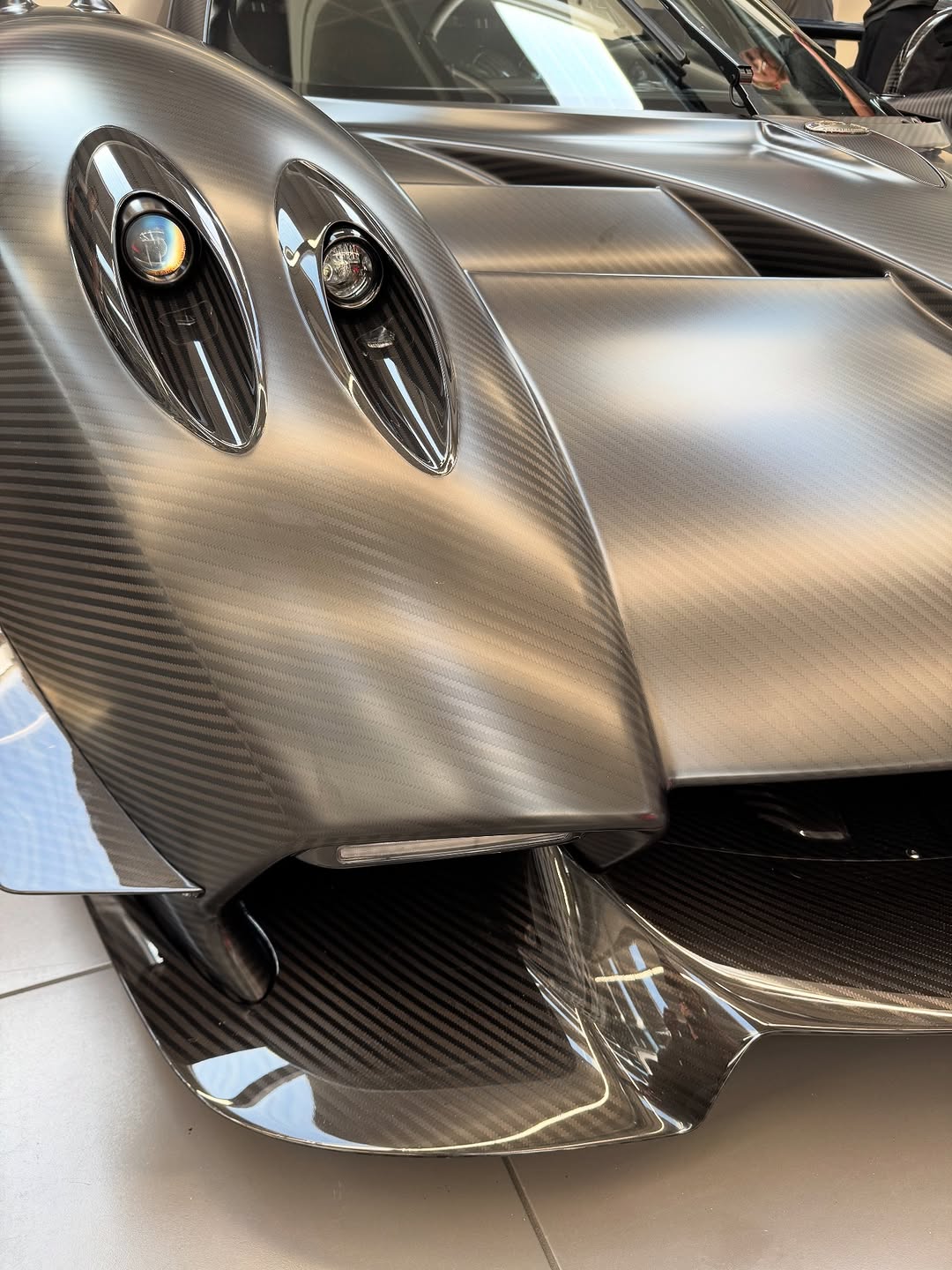 全球首台路转的Pagani Huayra R即将上路