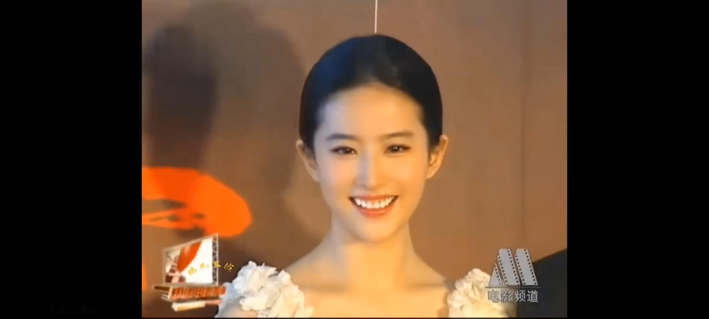 惊了….真的是好规整一颗头🫠 ​​​