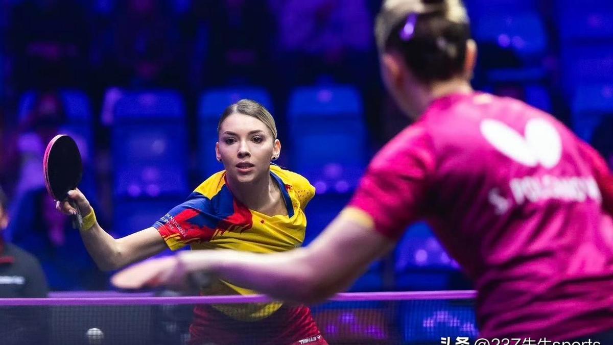 德国队主场炸了，仨选手全晋级，像开了挂。
波尔卡诺娃五局拼到最后一分，手抖着赢了