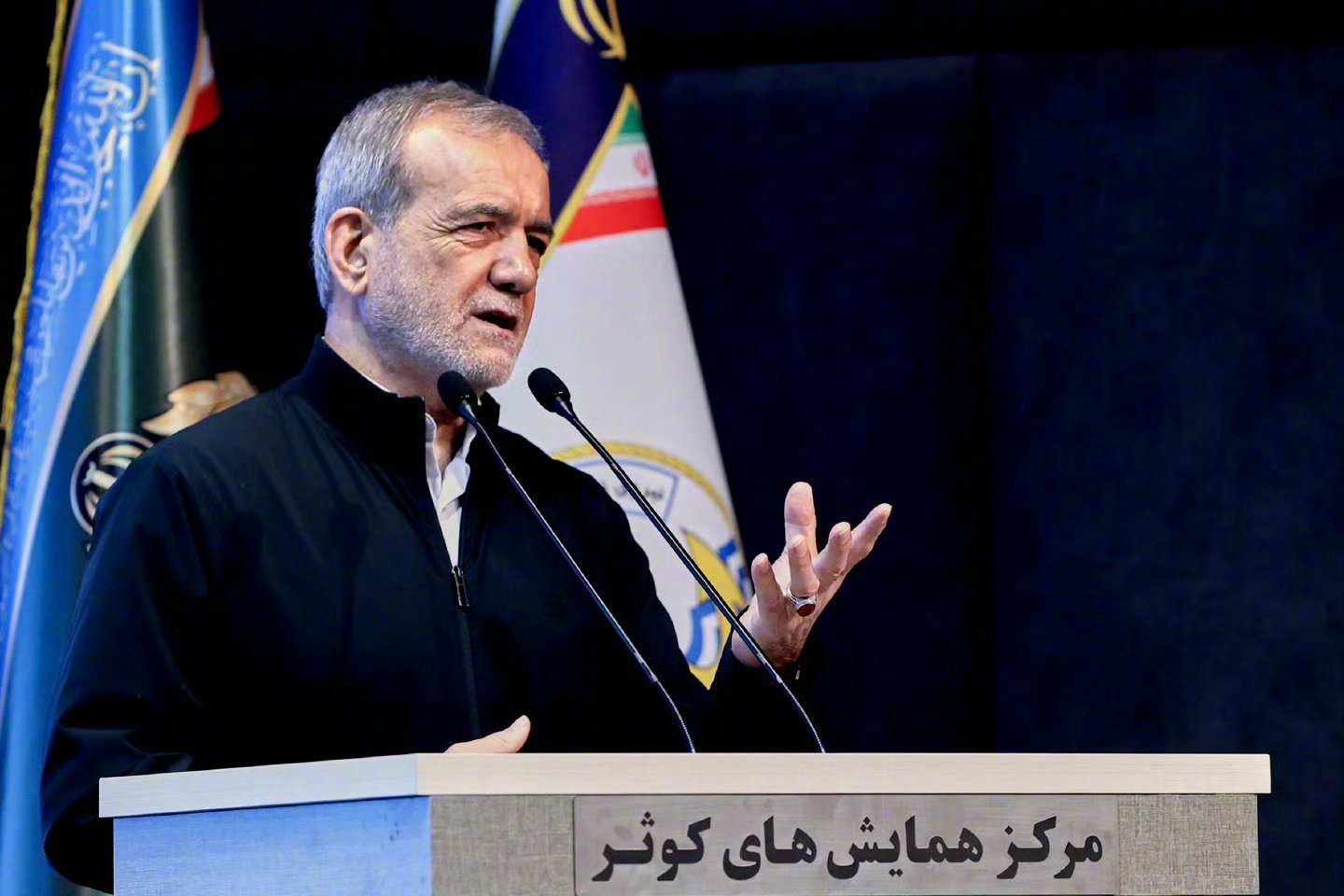 #伊朗总统称战争不符合美伊利益#【伊朗总统：战争既不符合伊朗利益也不符合美国利益