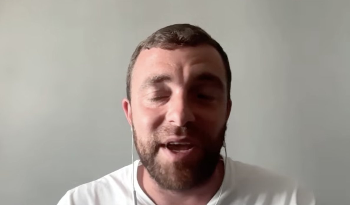 问：朱利安-阿尔瓦雷斯有可能加盟巴萨吗？ 罗马诺： 这不取决于我，因为最终决定权