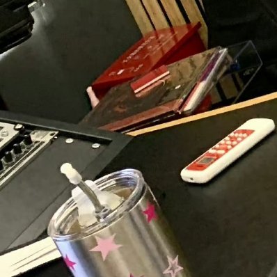姜黎非小棒槌 jjy鞠婧祎千香  jjy鞠婧祎姜黎非 钟会停，它的生命是有限的；