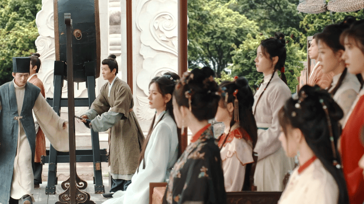 暗恋是男人最好的医美 《玉茗茶骨》里的程观语真的把极致克制的暗恋演到我心巴上了！