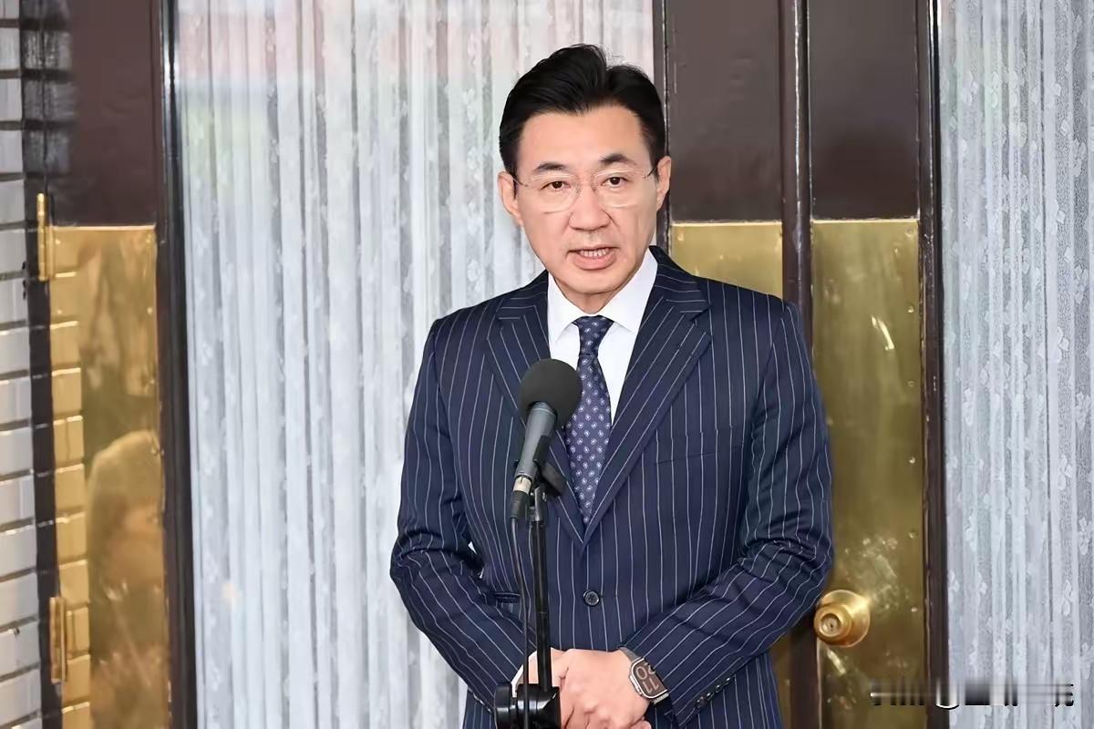 赵少康曝傅崐萁想当副院长但韩国瑜不肯，　江启臣反应曝光。

​针对韩国瑜炮轰傅崐