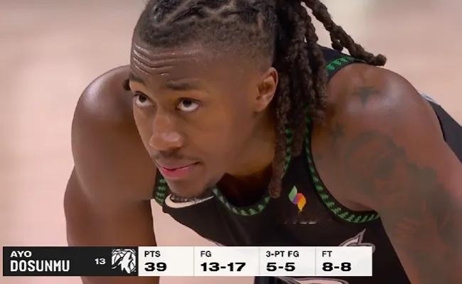 一想到，火箭不要阿约•多森姆就觉得好笑。
如今，多森姆又上演了，三十年河东，三十