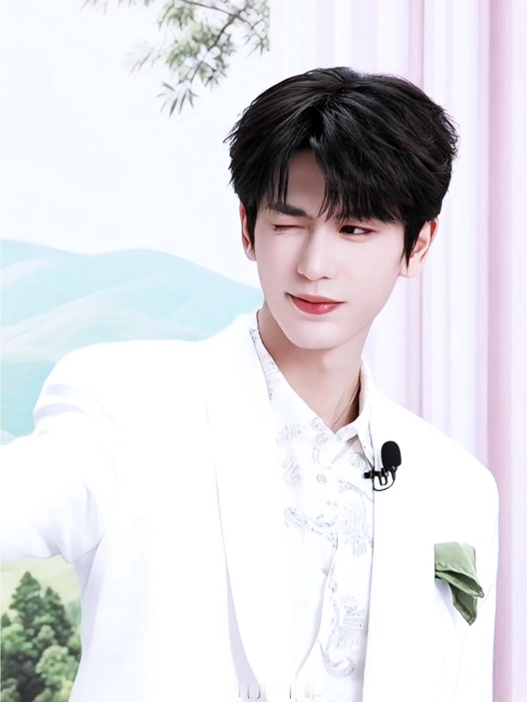 ๑>ᴗO๑ ​​​