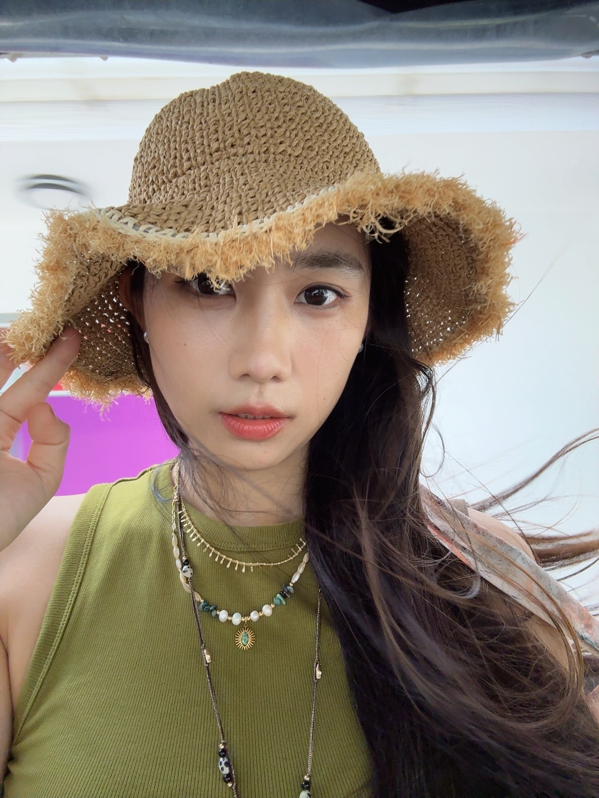 假期倒计时！！⌚️抓紧时间美美自拍几张🤳大年初七新的旅程开启卷妹的日常