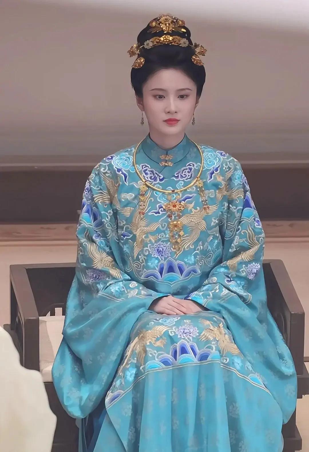 张慧雯古装剧不多，但每一个角色都是经典！比如这个剪辑中的林奚，吴楚楚，容婳。超级