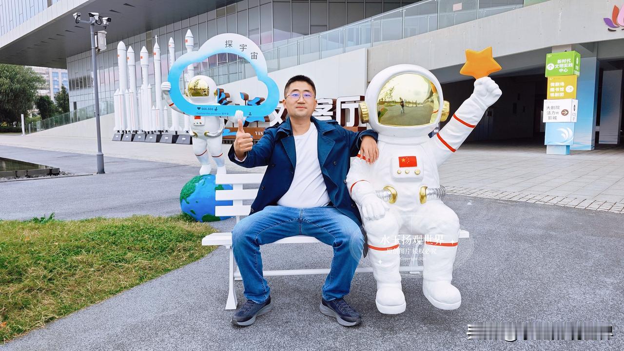 我是奔着长江文化来的靖江，没想到长江文化客厅直接把我拽进了一条流淌千年的时光长河