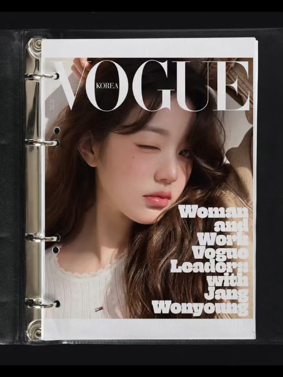 VogueKorea三月开季刊实体单人封面 张元英[超话]  Vogue以