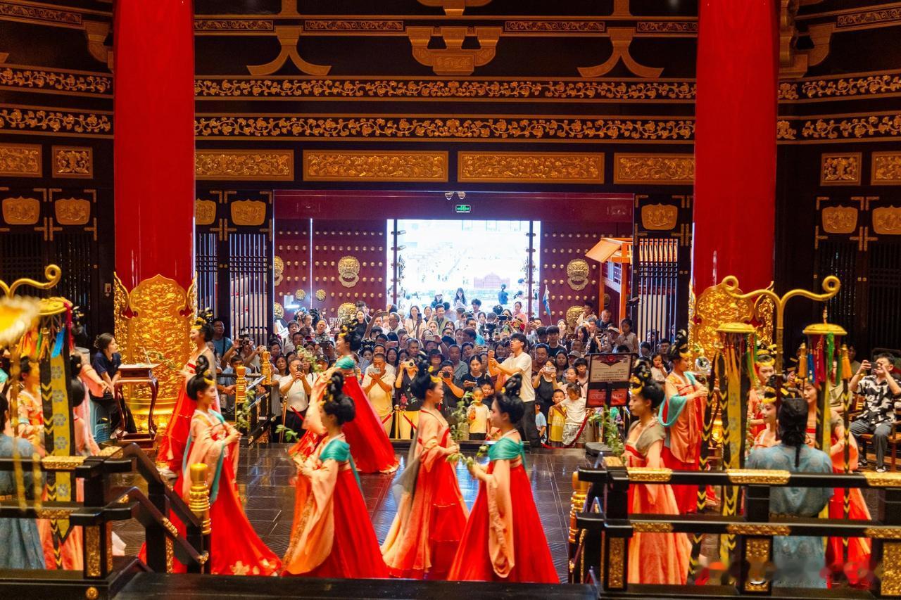 【来隋唐洛阳城 感受古都洛阳的风雅与祥瑞！】百索巡游、端午主题演出……隋唐洛阳城
