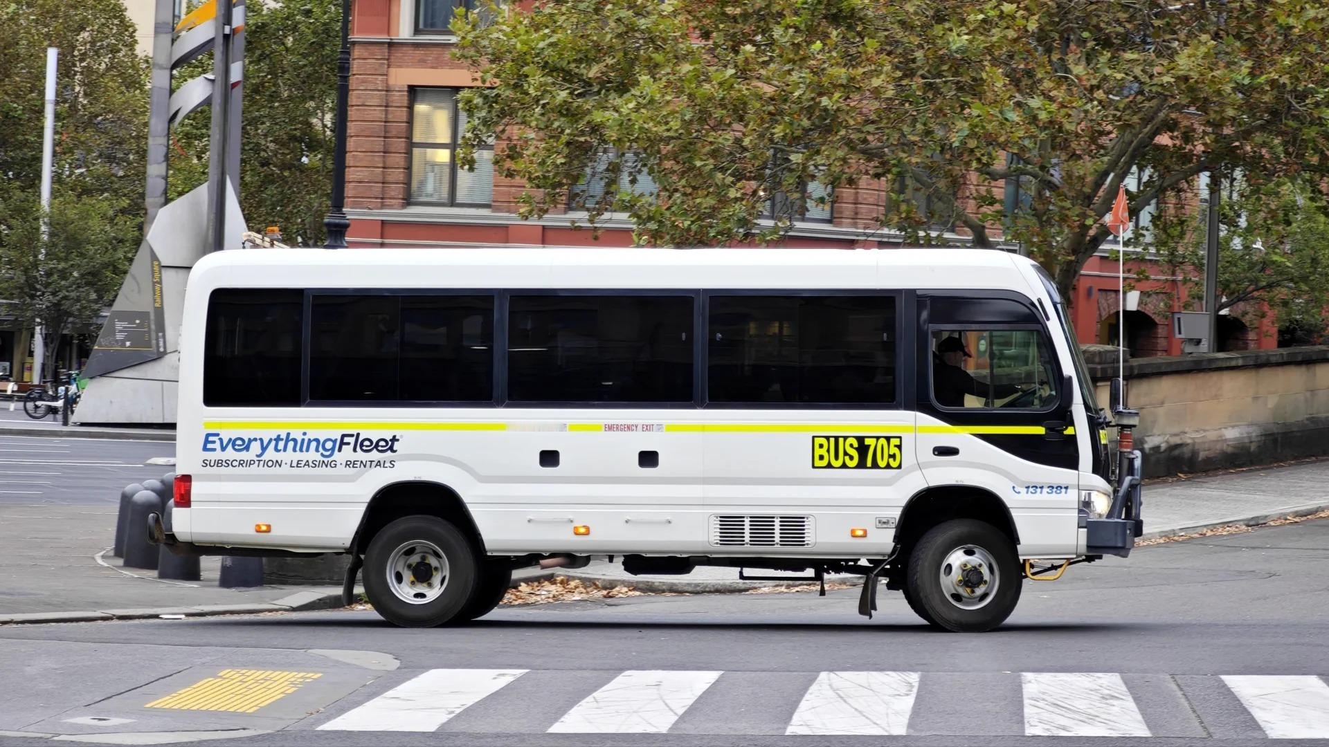 特殊车辆 土澳的爆改丰田考斯特（柯斯达） 