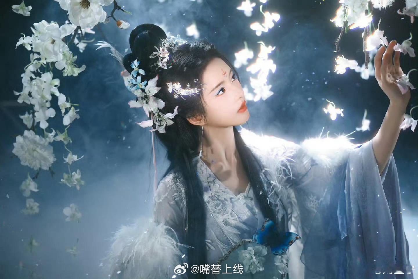 花神姐姐 刘些宁  ，又仙又美，灵气十足！ 