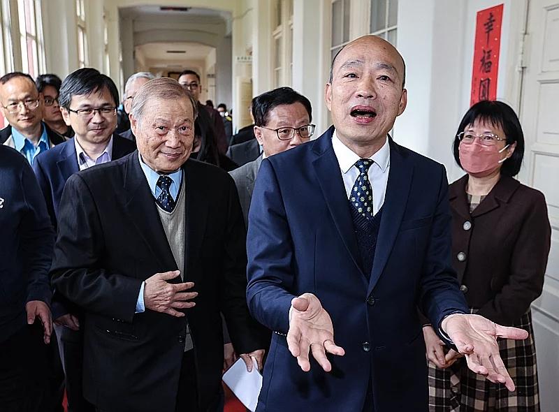【柯建铭小心了！媒体人揭立法机构秘书长周万“超狂背景”】

新任立法机构秘书长则