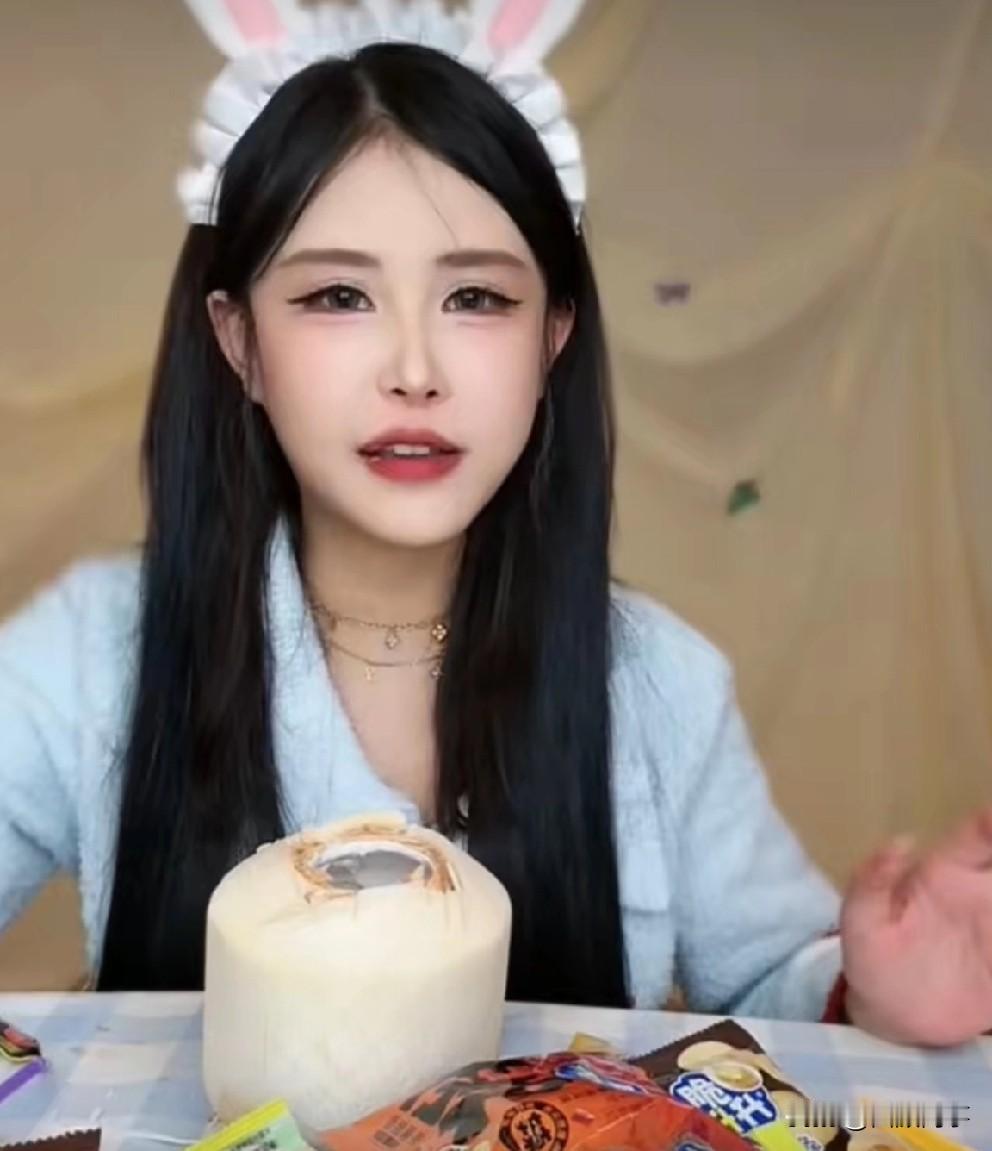 猫妹妹回应怨气重的原因：自己被骗了五年感情，还被骗了5千多万！

       