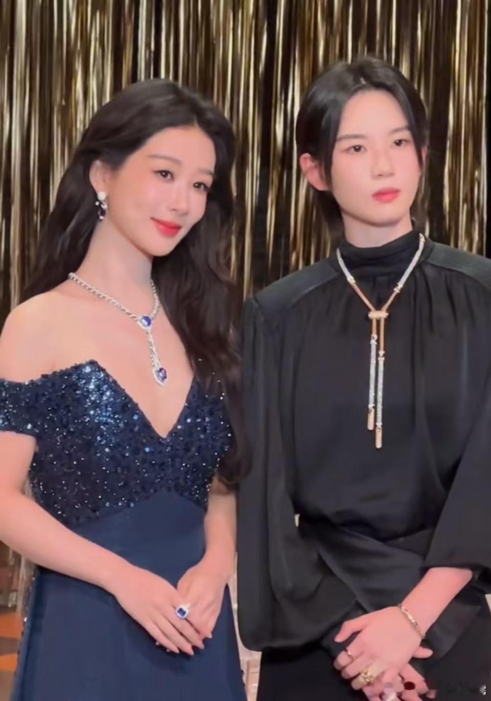 杨紫陆柯燃同框杨紫陆柯燃同框！杨紫陆柯燃晚宴同框 ​​​