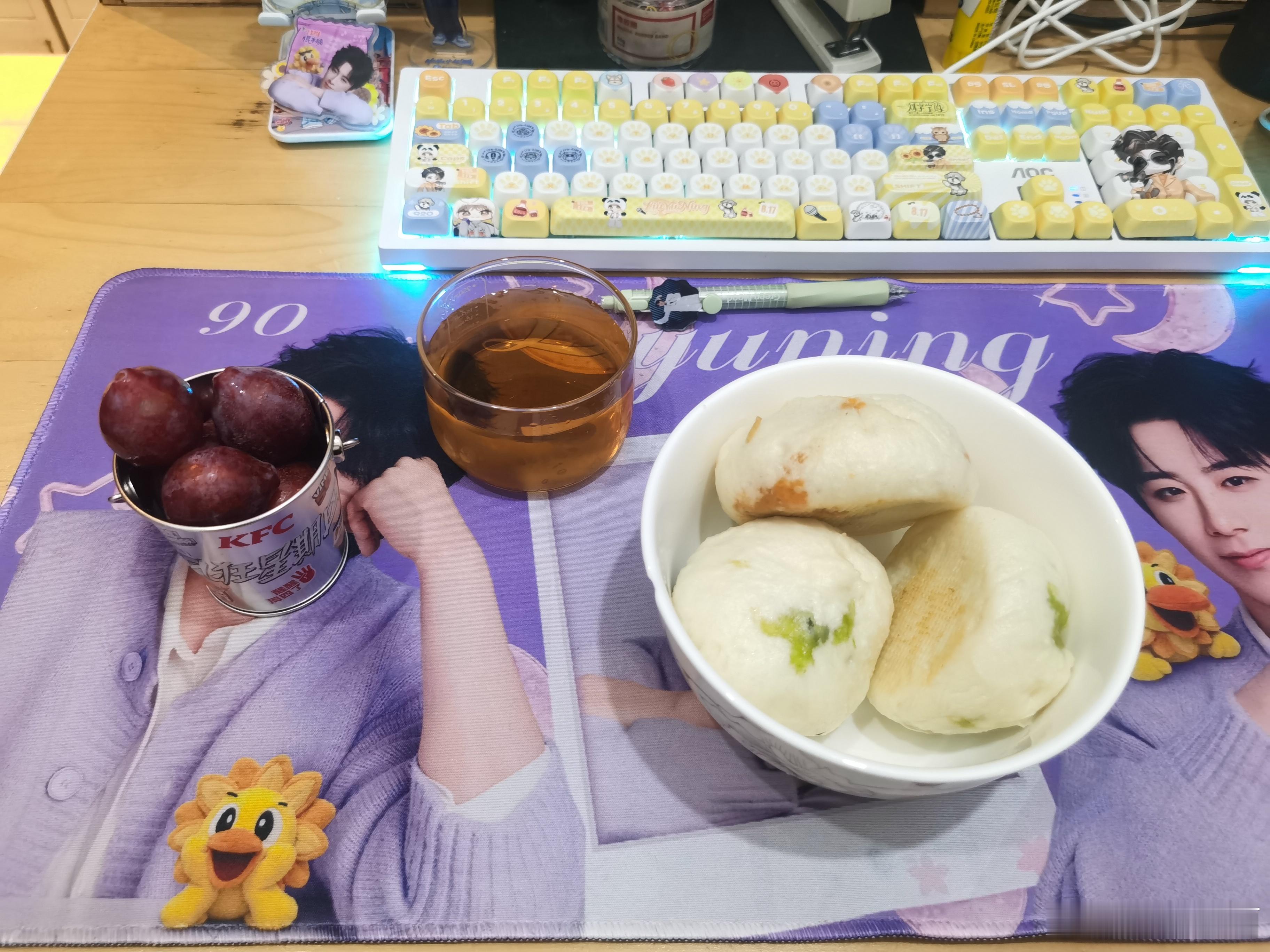 摩登兄弟[超话] 简单清爽一日三餐帅宁宁也要好好吃饭哦~​​​​