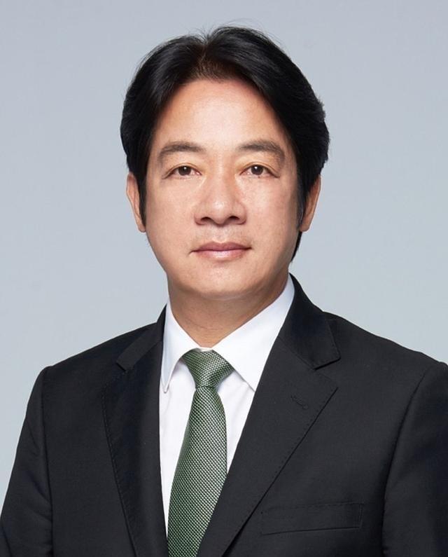 美国在赌，中国也在赌，美国赌中国不敢以武力统一台湾，不敢打日本，而中国则在赌美国