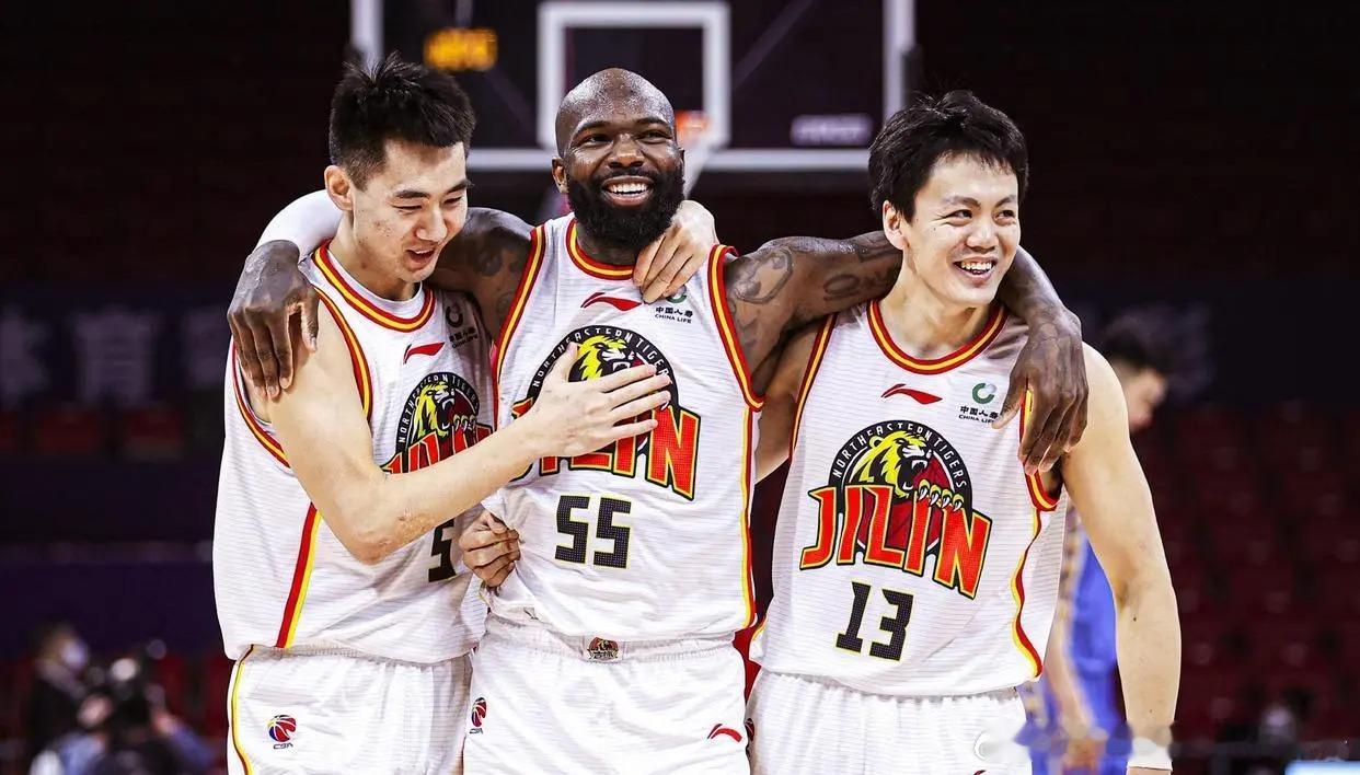 CBA老牌外援多米尼克・琼斯又又又又又一次公开求职！他直言一直在关注CBA赛事，