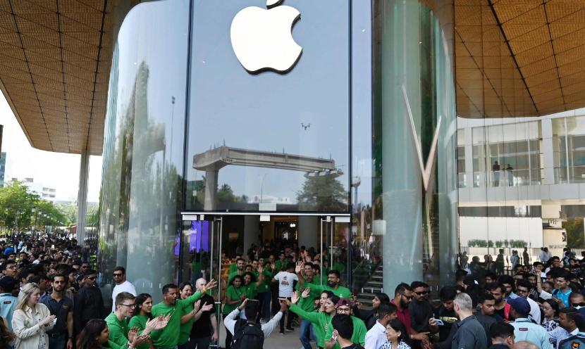 印度泄露iPhone18核心数据，苹果彻底无语了
 
这可不是某个博主拿到机模在