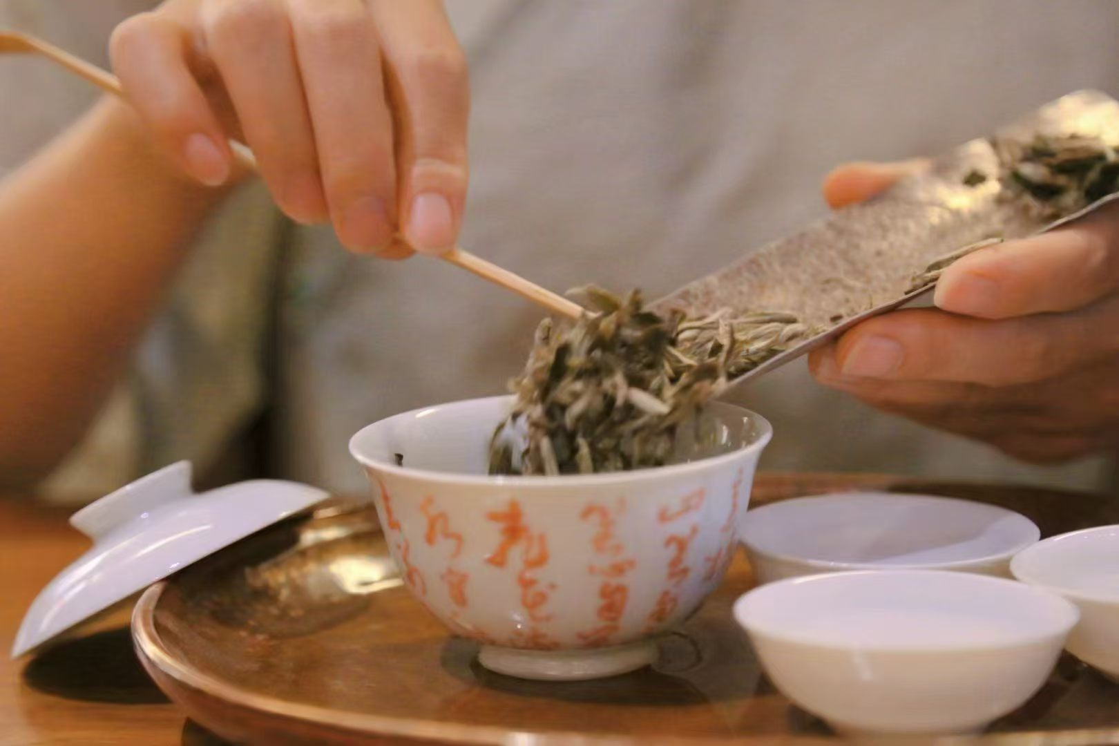 品茶赏器交友 半盏清茶，慢煮时光。这里的每一杯，都藏着对生活的温柔。🍵 