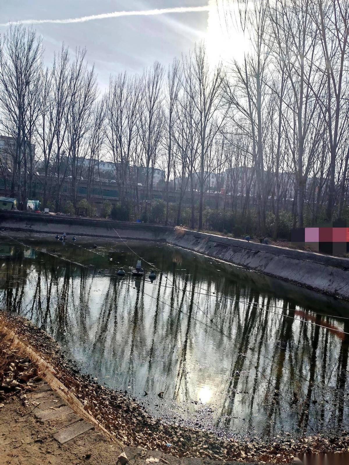 听一老教师说的，真给我听傻了。
说有个同事，开了个抑郁症证明，请了四年长假。
结