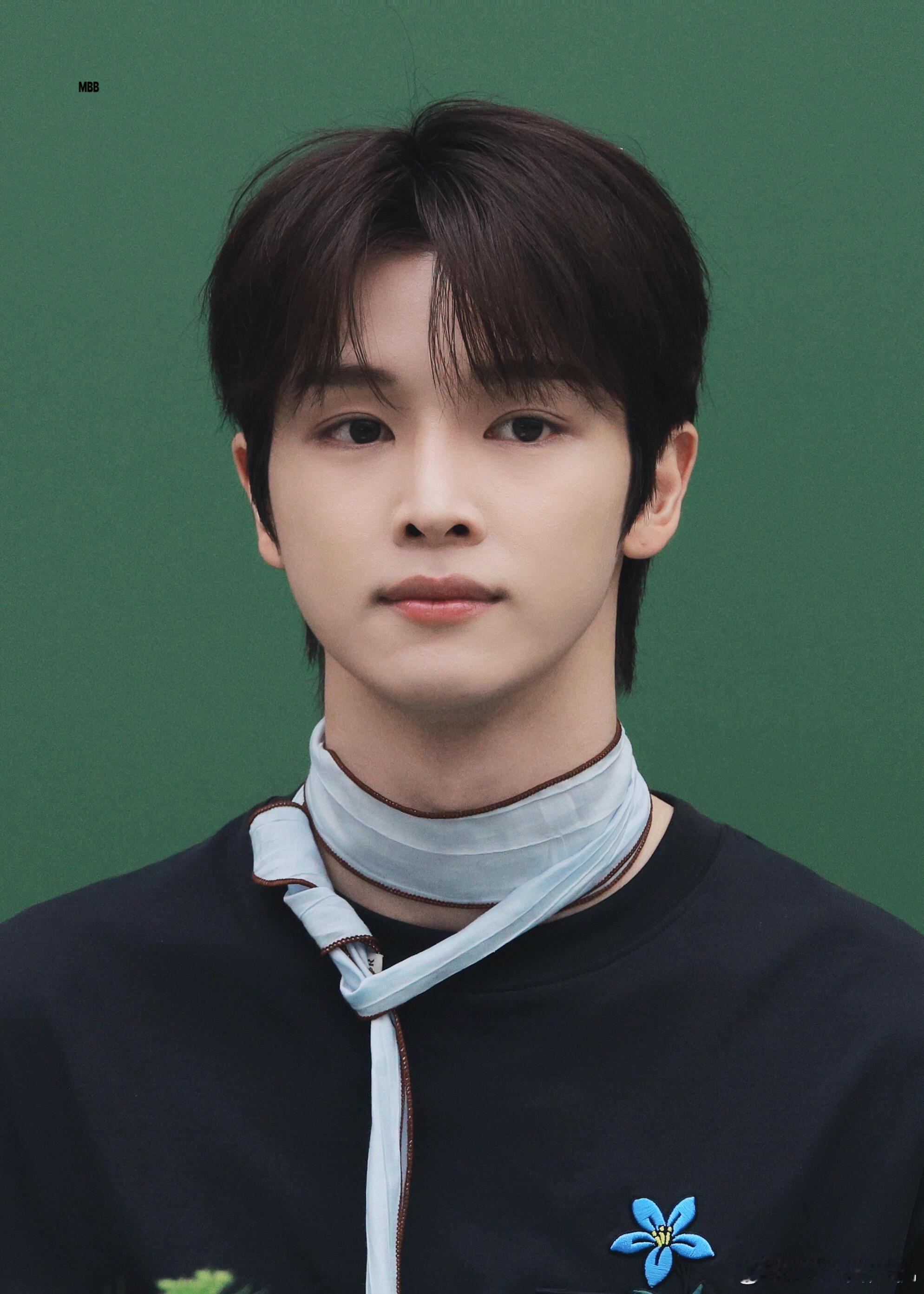 郑成灿今日签售状态 