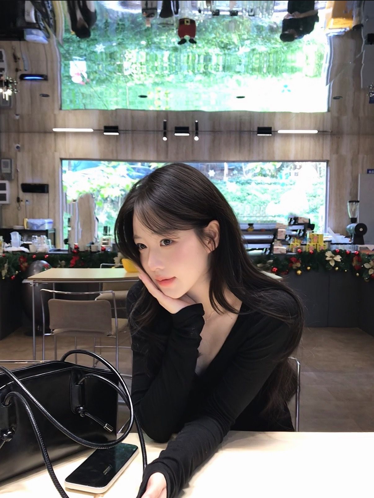 一杯卡布奇诺，拍照姿势分享韩系 