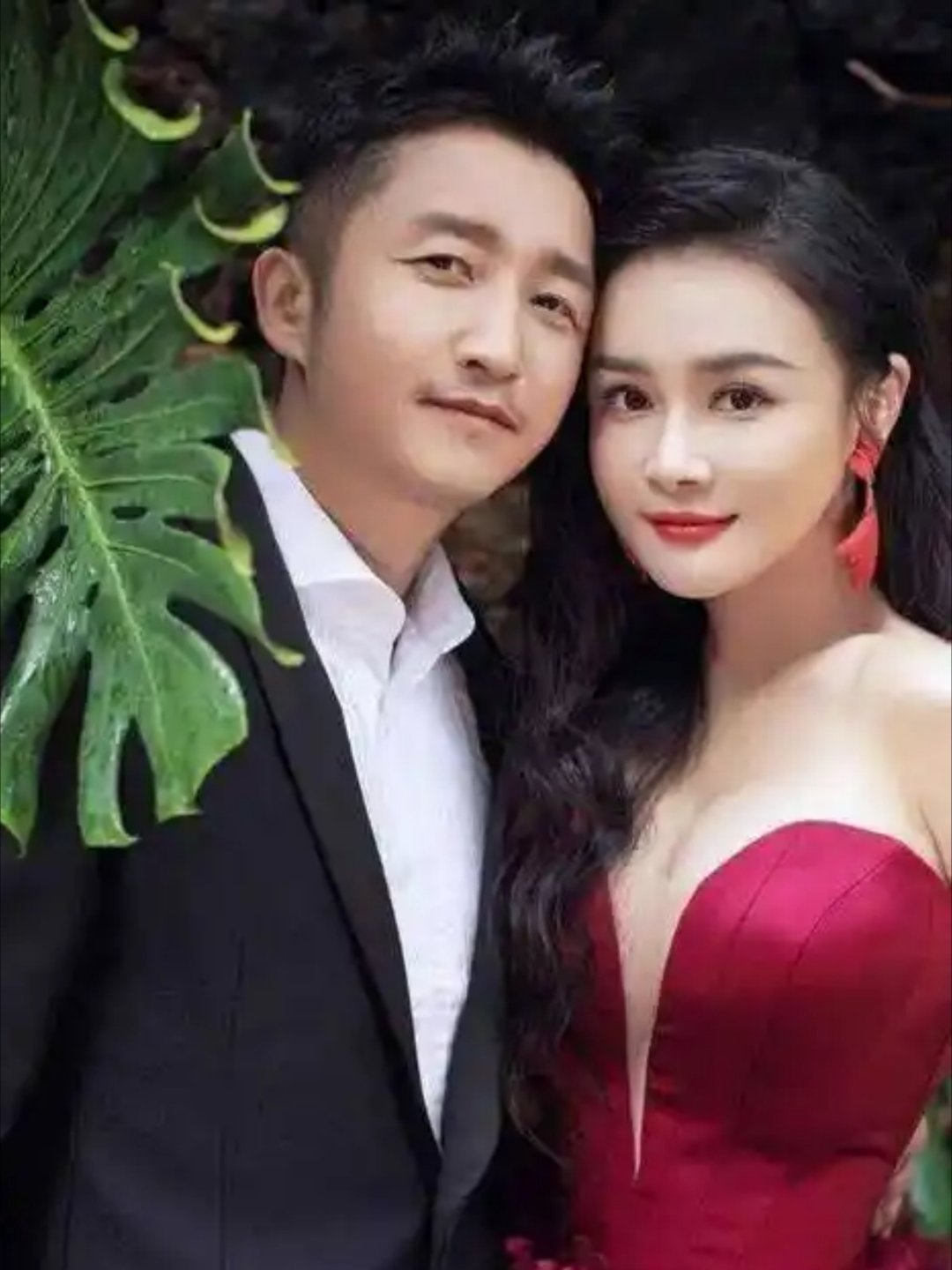 冉莹颖说把北京贵阳美国的房子都卖了 “拳王”邹市明退役后在上海外滩以年租金500