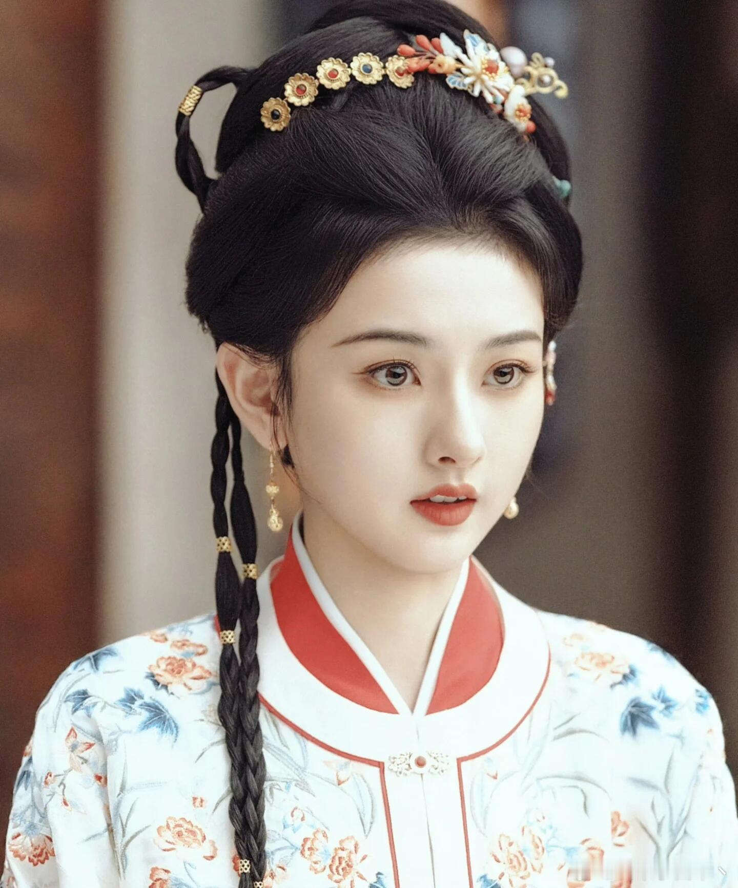 宋祖儿 宋祖儿妆照 每套都戳中心巴❤ 真的很难选～|||真的觉得她好好看呀～～ 